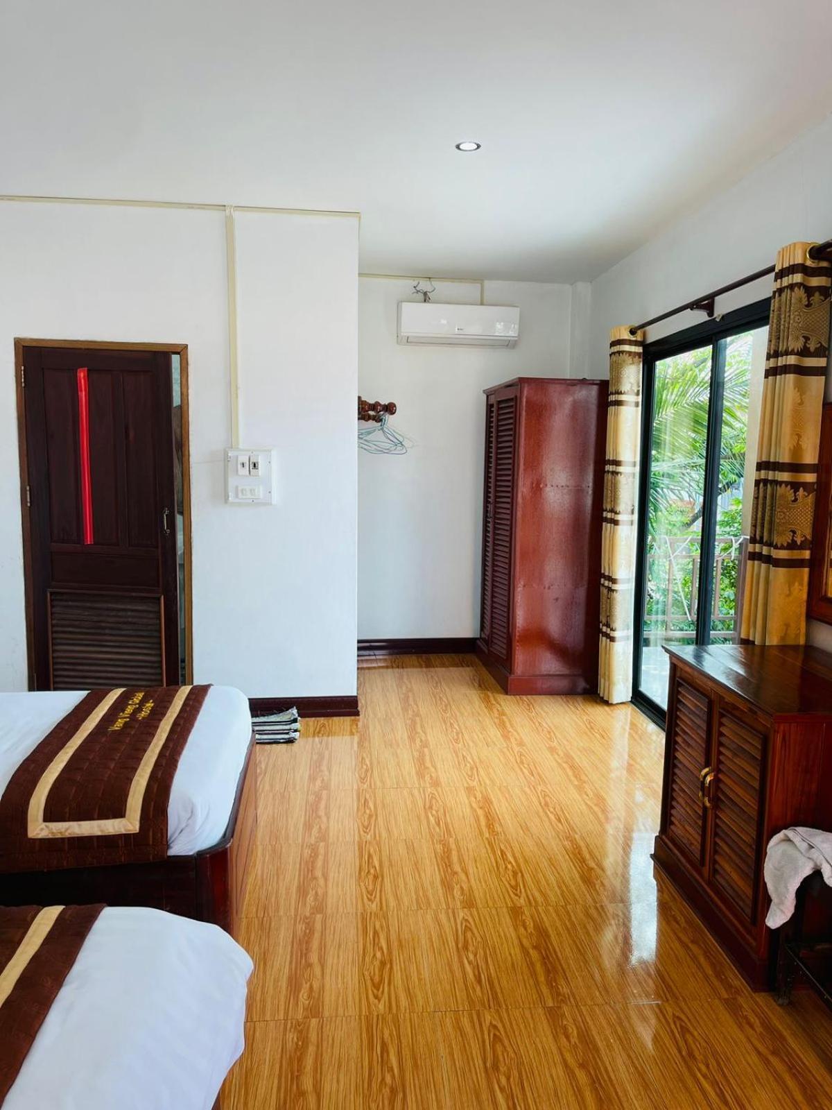 Alisona Hostel Ванг-В'єнг Екстер'єр фото