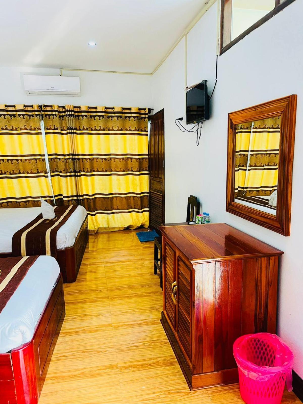 Alisona Hostel Ванг-В'єнг Екстер'єр фото