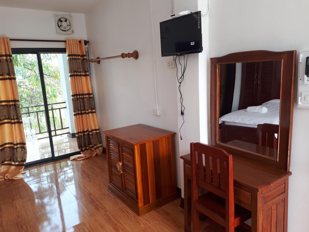 Alisona Hostel Ванг-В'єнг Екстер'єр фото